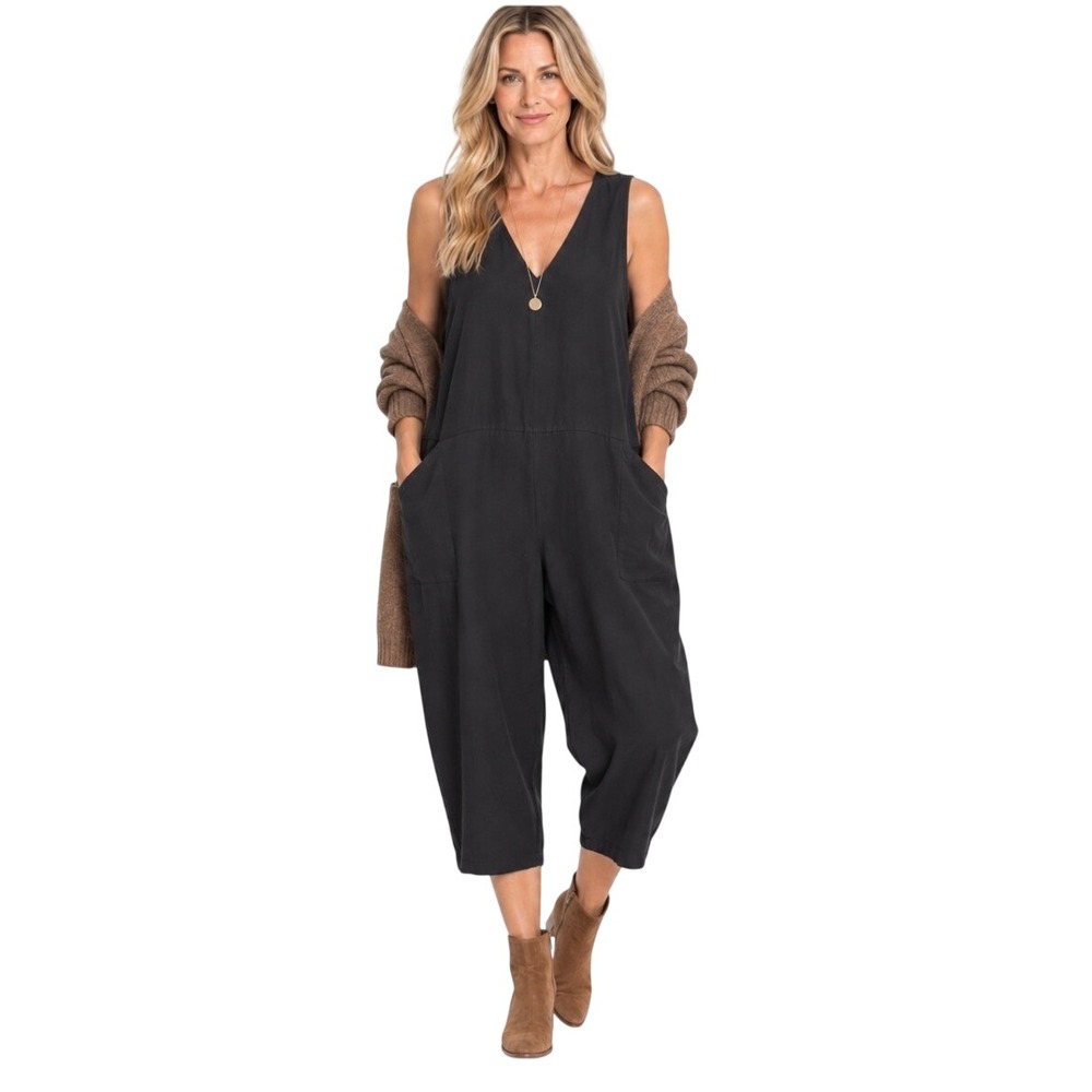 Eileen Fisher Black Viscose Jersey V-Neck Cropped Jumpsuit XL Sleeveless Pocket